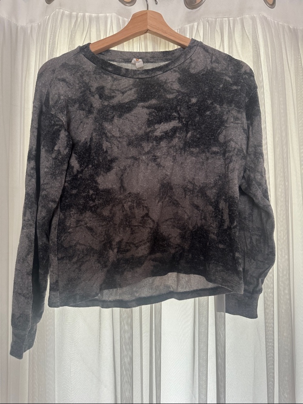 Kids' Black Tie-Dye Long Sleeve Pullover Top